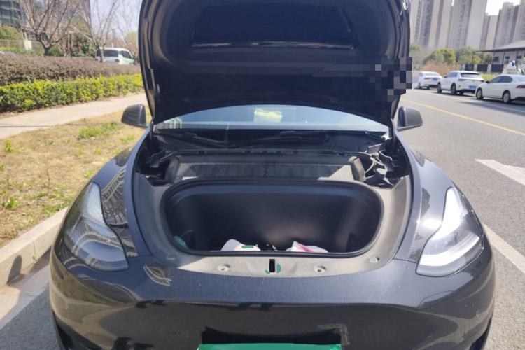 Used Tesla Model Y 2023 Rear-Wheel-Drive Version Engine Bay