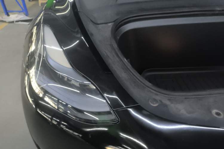 Used Tesla Model Y 2023 Rear-Wheel-Drive Version Engine Bay Right
