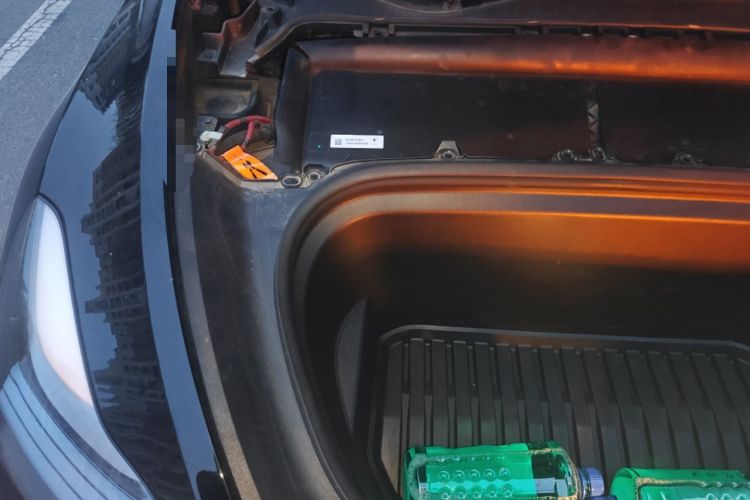 Used Tesla Model Y 2023 Rear-Wheel-Drive Version Engine Bay Right