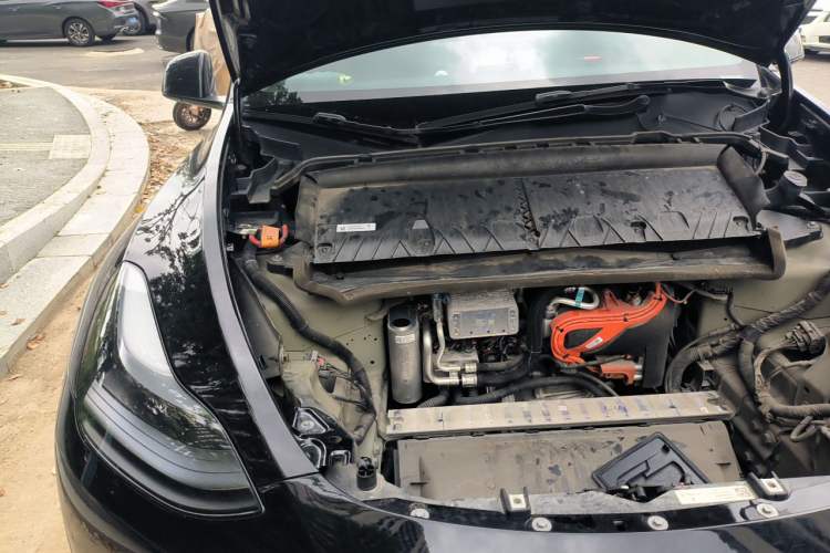 Used Tesla Model Y 2023 Long-Range All-Wheel-Drive Version Engine Bay Right