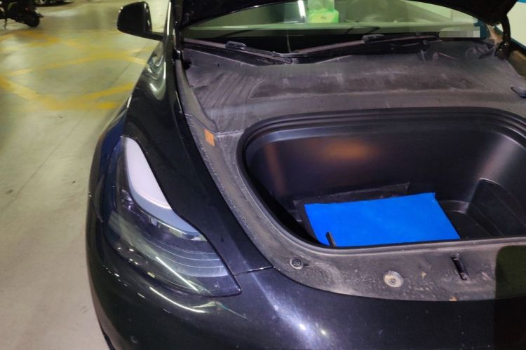 Used Tesla Model Y 2023 Rear-Wheel-Drive Version Engine Bay Right