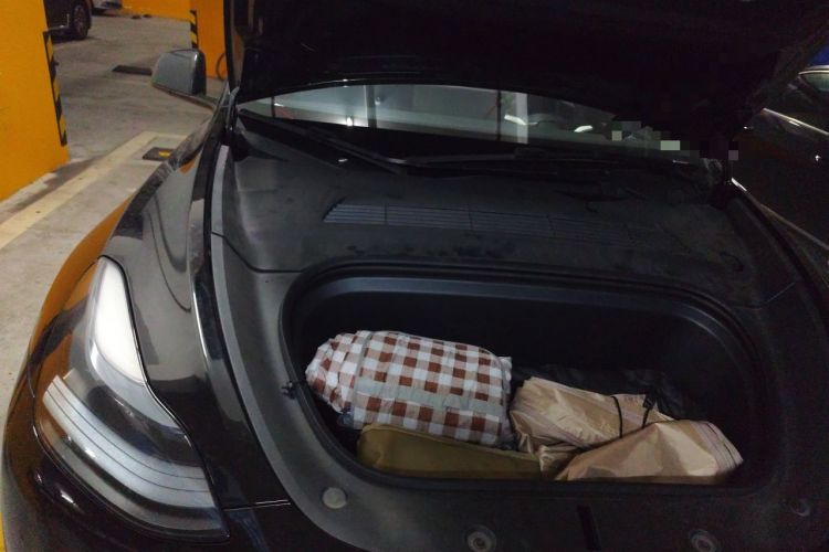 Used Tesla Model Y 2023 Rear-Wheel-Drive Version Engine Bay Right