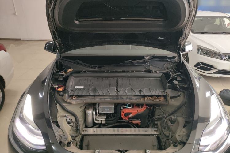Used Tesla Model Y 2023 Rear-Wheel-Drive Version Engine Bay