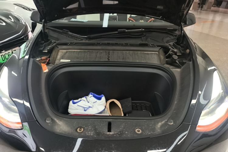 Used Tesla Model Y 2023 High-Performance All-Wheel-Drive Version Engine Bay
