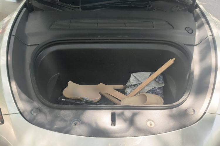 Used Tesla Model Y 2023 Rear-Wheel-Drive Version Engine Bay