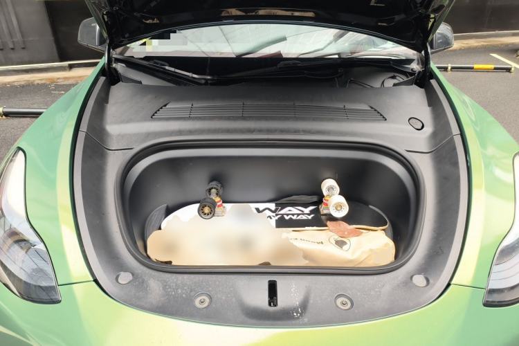Used Tesla Model Y 2023 Rear-Wheel-Drive Version Engine Bay