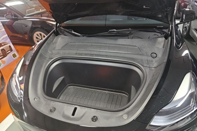 Used Tesla Model Y 2023 Rear-Wheel-Drive Version Engine Bay