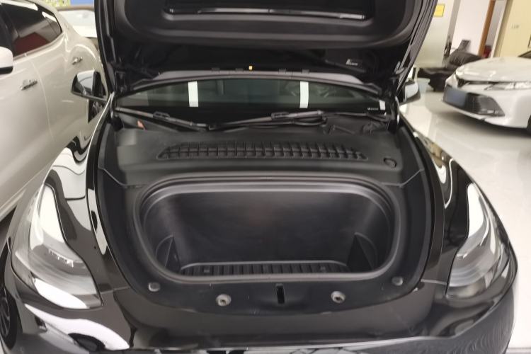 Used Tesla Model Y 2023 Rear-Wheel-Drive Version Engine Bay