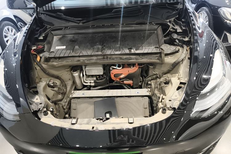 Used Tesla Model Y 2023 Rear-Wheel-Drive Version Engine Bay