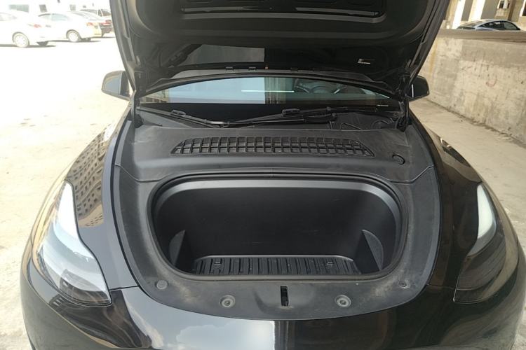 Used Tesla Model Y 2023 Rear-Wheel-Drive Version Engine Bay