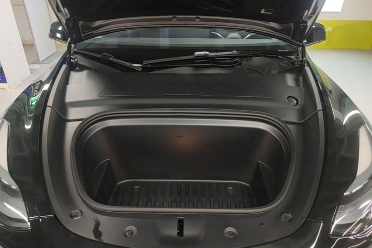 Used Tesla Model Y 2023 Rear-Wheel-Drive Version Engine Bay