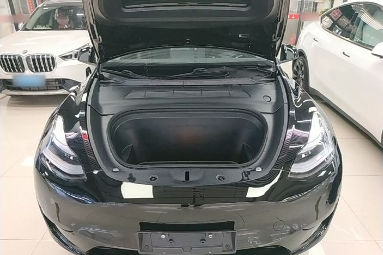 Used Tesla Model Y 2023 Rear-Wheel-Drive Version Engine Bay