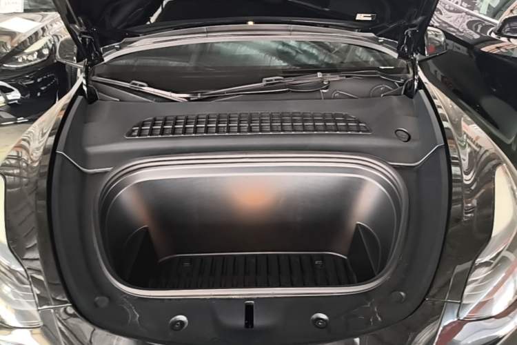 Used Tesla Model Y 2023 Long-Range All-Wheel-Drive Version Engine Bay