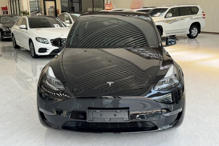 Used Tesla Model Y 2023 Long-Range All-Wheel-Drive Version Exterior 1