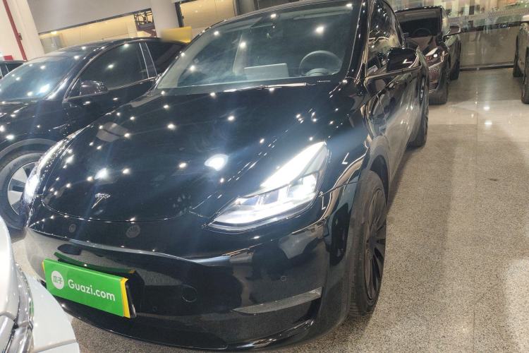 Used Tesla Model Y 2023 Long-Range All-Wheel-Drive Version Exterior 1