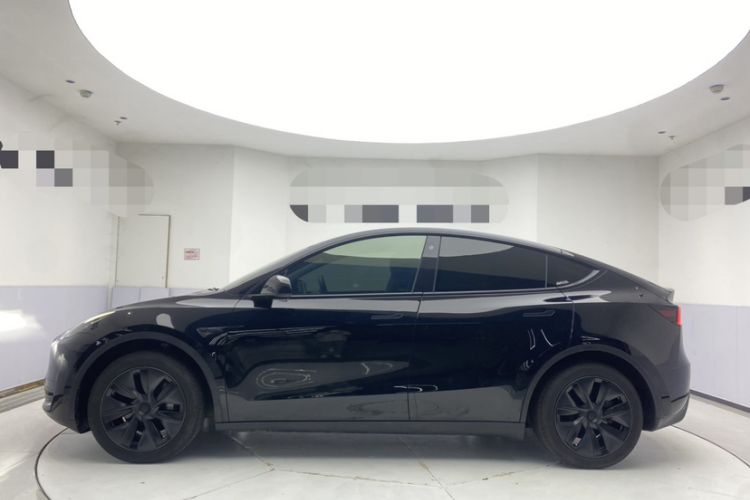 Used Tesla Model Y 2023 Rear-Wheel-Drive Version Exterior 1