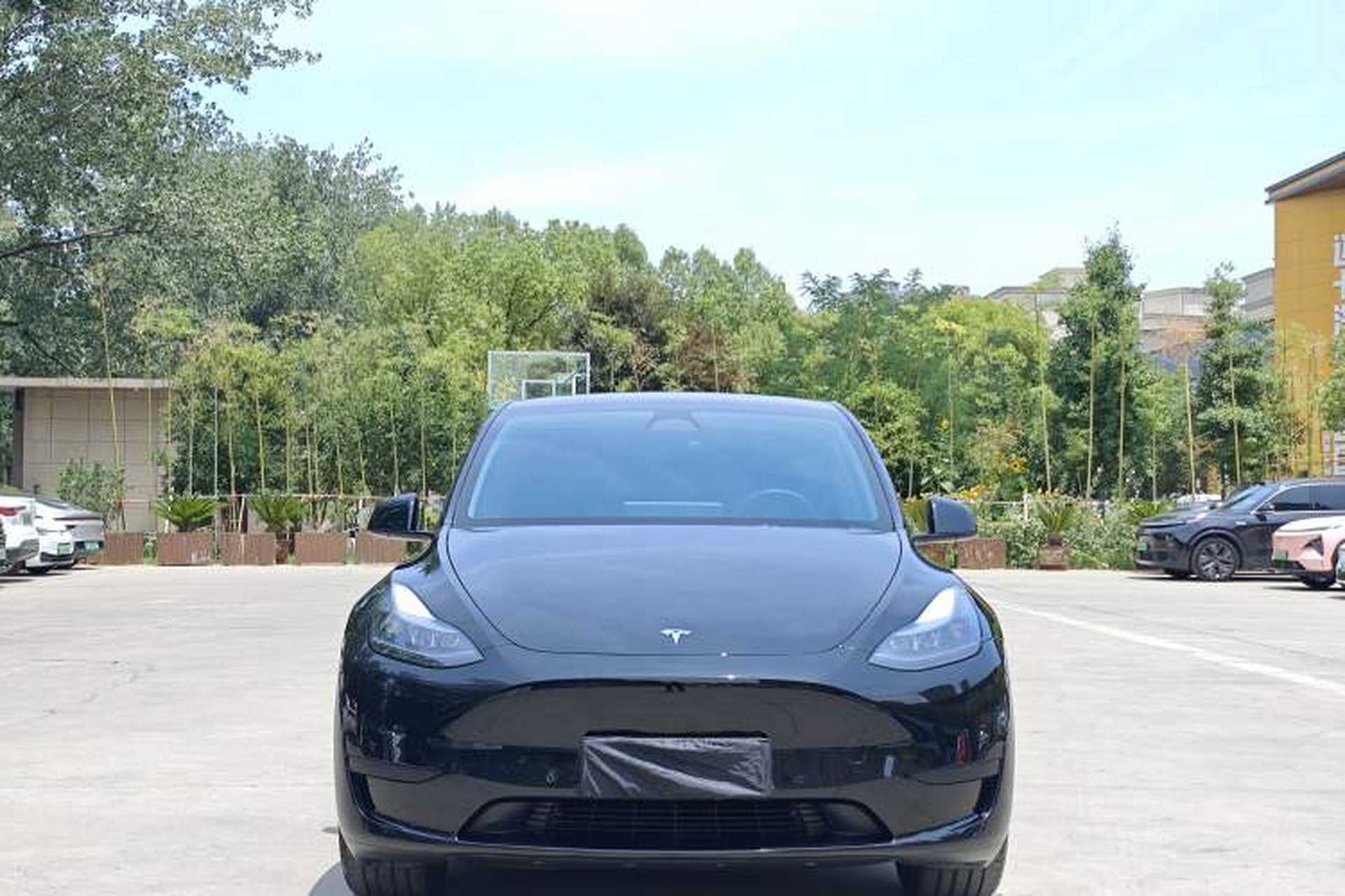 Used Tesla Model Y 2023 High-Performance All-Wheel-Drive Version Exterior 1