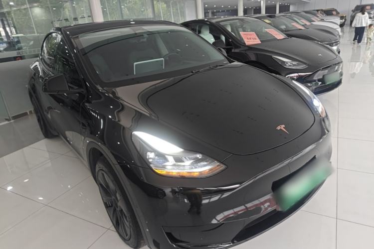 Used Tesla Model Y 2023 Rear-Wheel-Drive Version Exterior 1