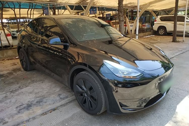 Used Tesla Model Y 2023 Rear-Wheel-Drive Version Exterior 1
