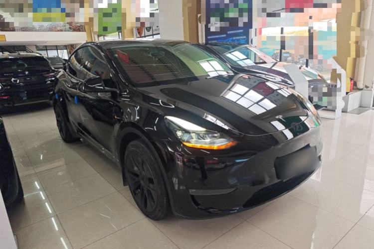 Used Tesla Model Y 2023 Long-Range All-Wheel-Drive Version Exterior 1