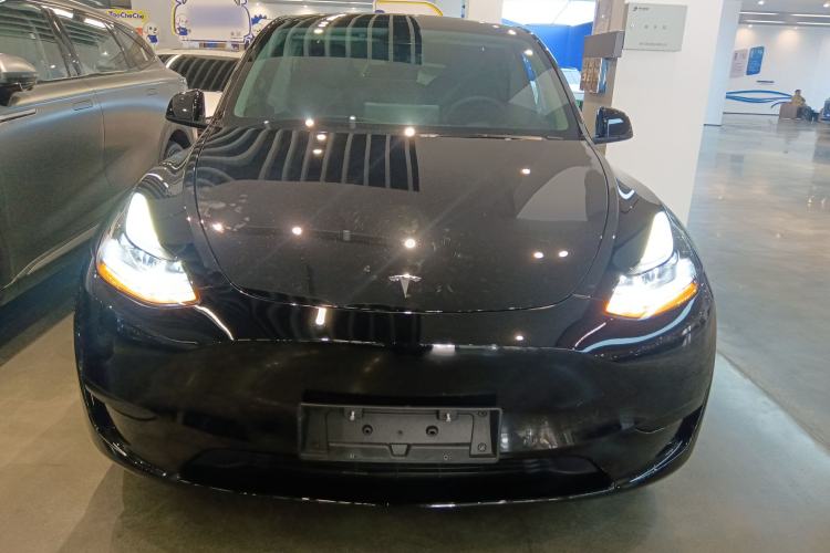 Used Tesla Model Y 2023 Rear-Wheel-Drive Version Exterior 1