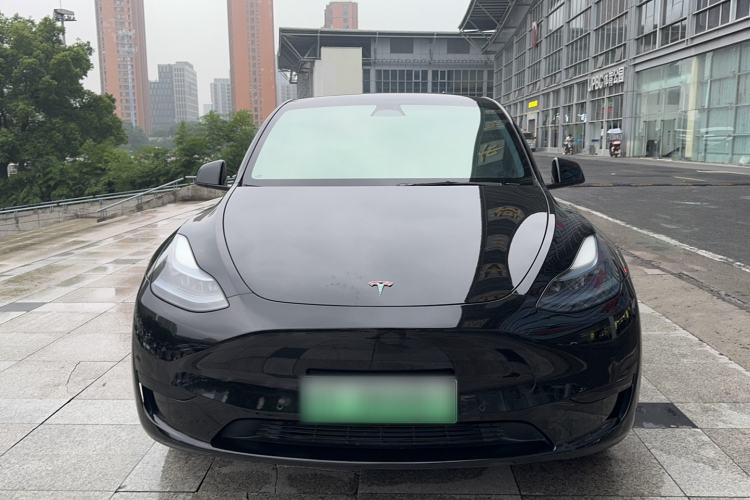 Used Tesla Model Y 2023 Rear-Wheel-Drive Version Exterior 1