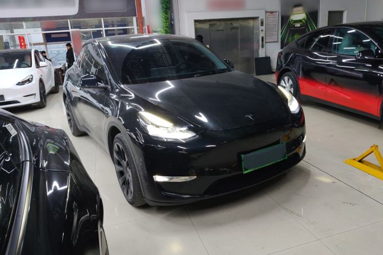 Used Tesla Model Y 2023 Long-Range All-Wheel-Drive Version Exterior 1