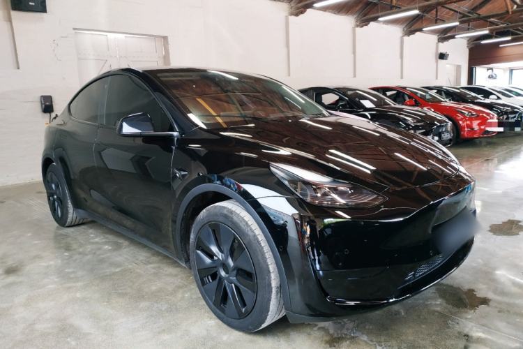 Used Tesla Model Y 2023 Rear-Wheel-Drive Version Exterior 1