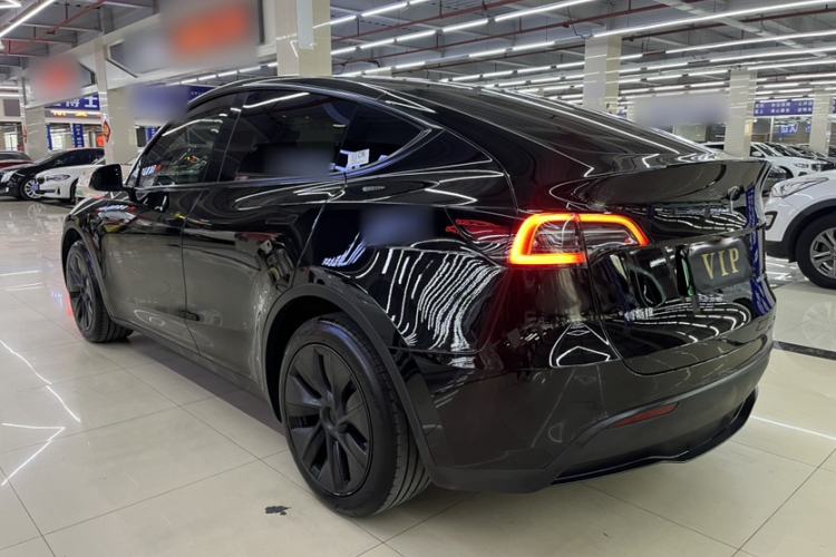 Used Tesla Model Y 2023 Rear-Wheel-Drive Version Exterior 1