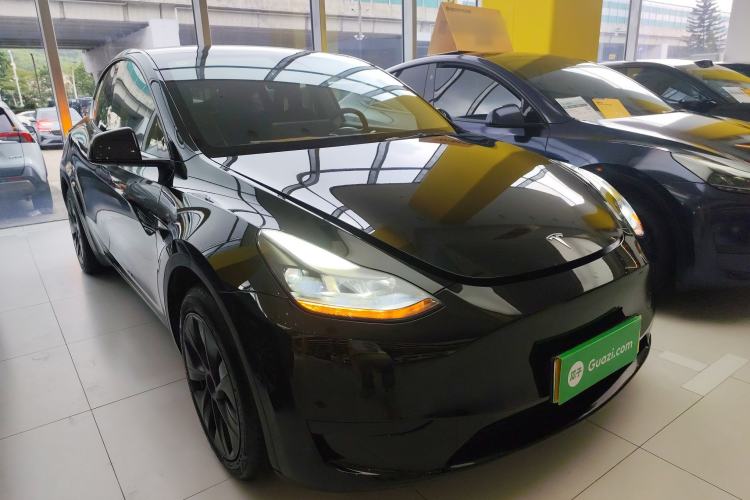 Used Tesla Model Y 2023 Rear-Wheel-Drive Version Exterior 1
