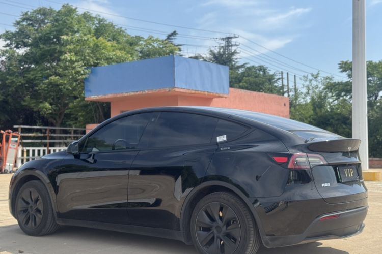Used Tesla Model Y 2023 Rear-Wheel-Drive Version Exterior 1