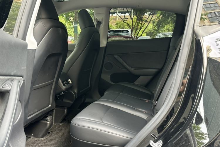 Used Tesla Model Y 2023 Rear-Wheel-Drive Version Exterior 10