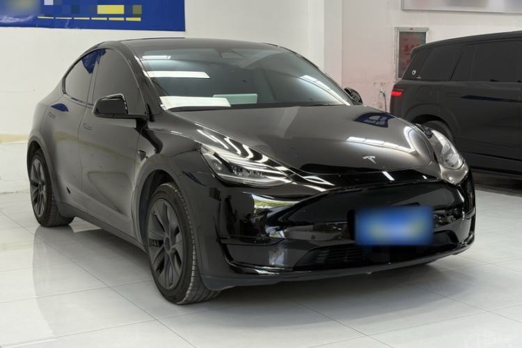 Used Tesla Model Y 2023 Rear-Wheel-Drive Version Exterior 2