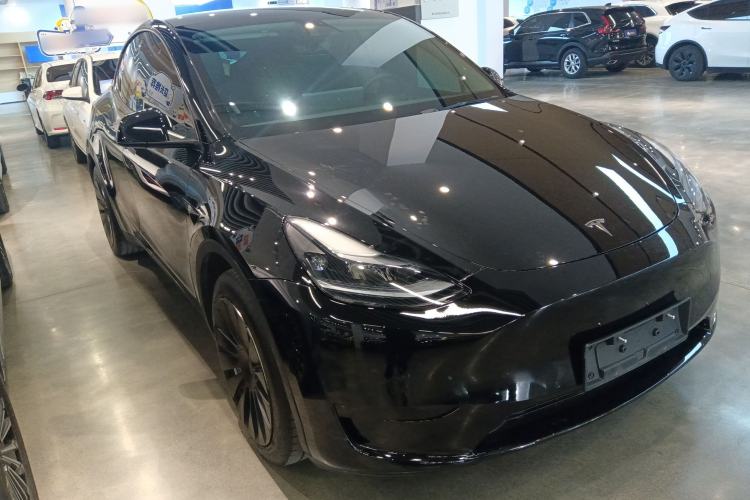 Used Tesla Model Y 2023 Rear-Wheel-Drive Version Exterior 2