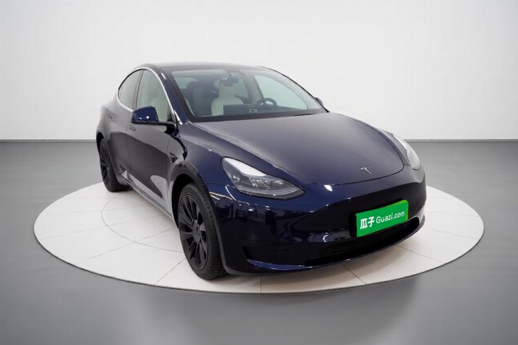 Used Tesla Model Y 2023 Rear-Wheel-Drive Version Exterior 2