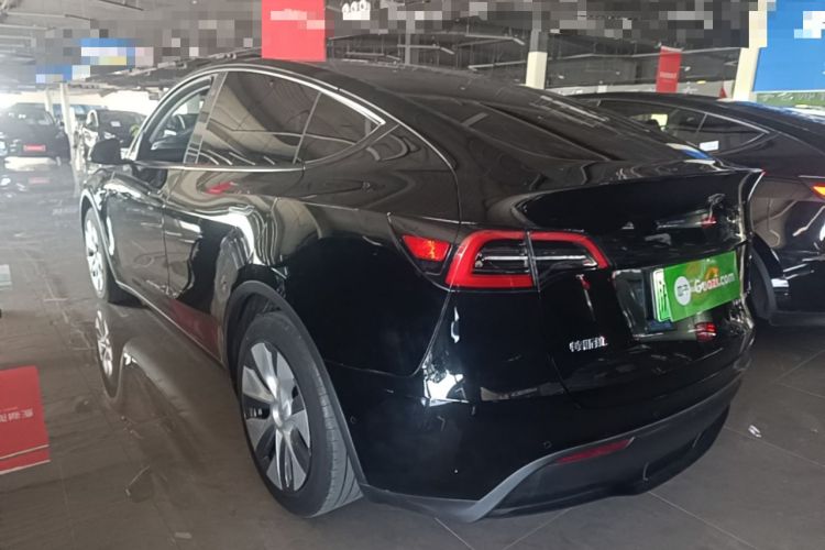 Used Tesla Model Y 2023 Rear-Wheel-Drive Version Exterior 2