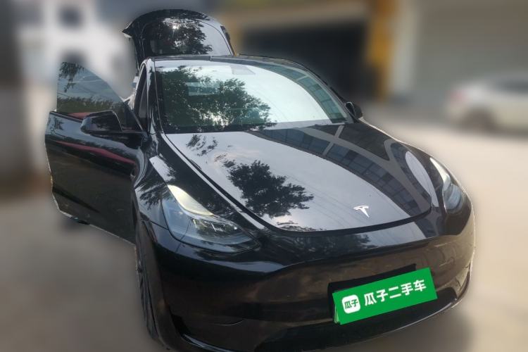 Used Tesla Model Y 2023 Rear-Wheel-Drive Version Exterior 2
