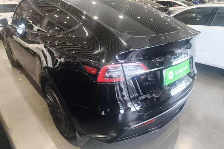 Used Tesla Model Y 2023 Rear-Wheel-Drive Version Exterior 2