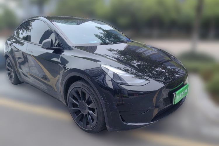 Used Tesla Model Y 2023 Rear-Wheel-Drive Version Exterior 2