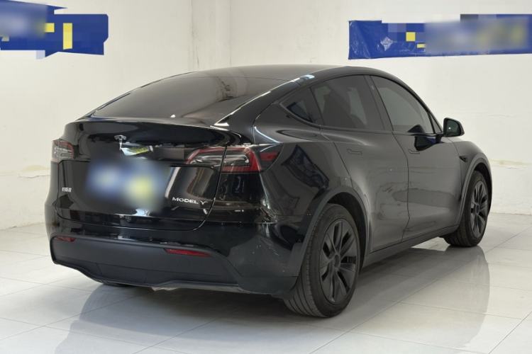 Used Tesla Model Y 2023 Rear-Wheel-Drive Version Exterior 3