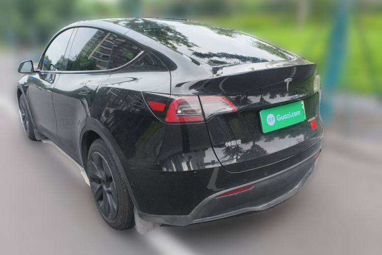 Used Tesla Model Y 2023 Rear-Wheel-Drive Version Exterior 3