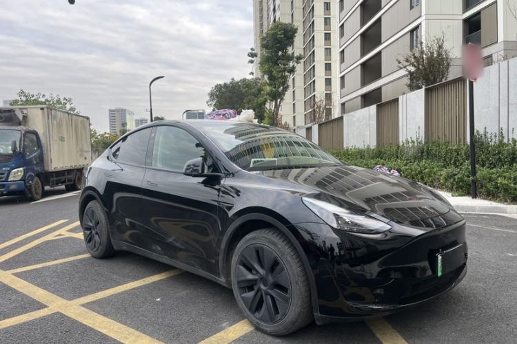 Used Tesla Model Y 2023 Rear-Wheel-Drive Version Exterior 3