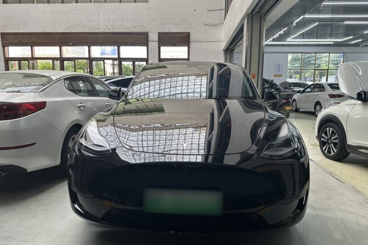 Used Tesla Model Y 2023 Rear-Wheel-Drive Version Exterior 3