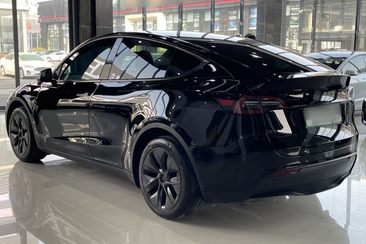 Used Tesla Model Y 2023 Rear-Wheel-Drive Version Exterior 3