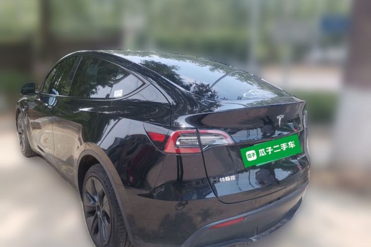 Used Tesla Model Y 2023 Rear-Wheel-Drive Version Exterior 3