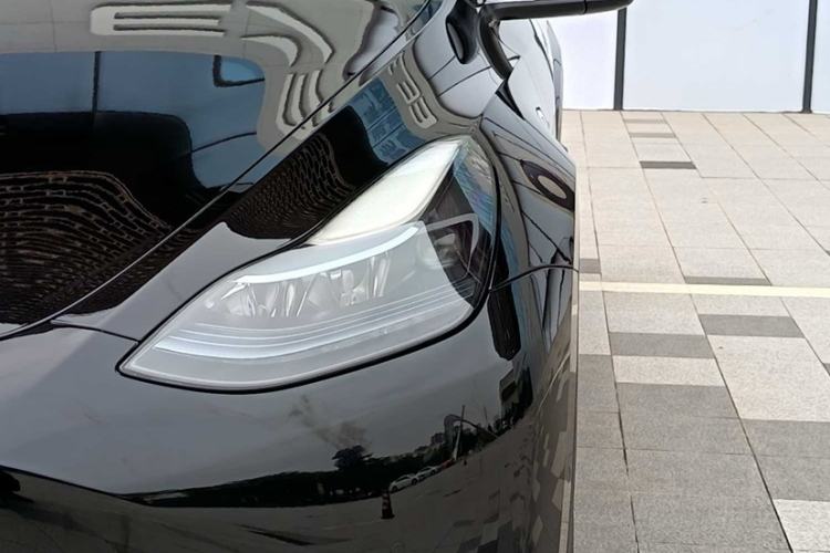 Used Tesla Model Y 2023 Rear-Wheel-Drive Version Exterior 3