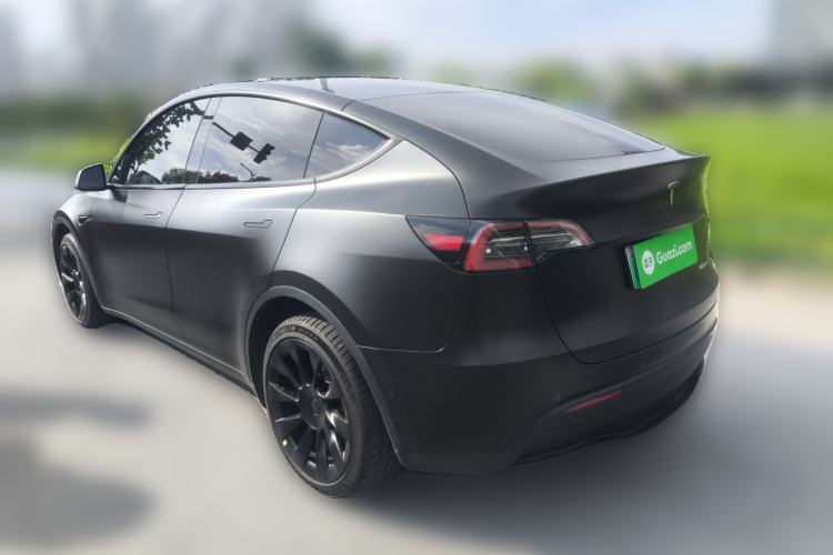 Used Tesla Model Y 2023 Long-Range All-Wheel-Drive Version Exterior 3