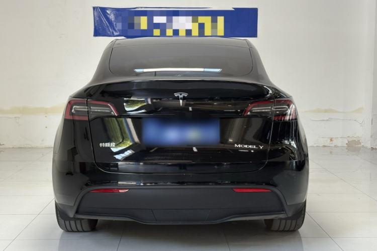 Used Tesla Model Y 2023 Rear-Wheel-Drive Version Exterior 4