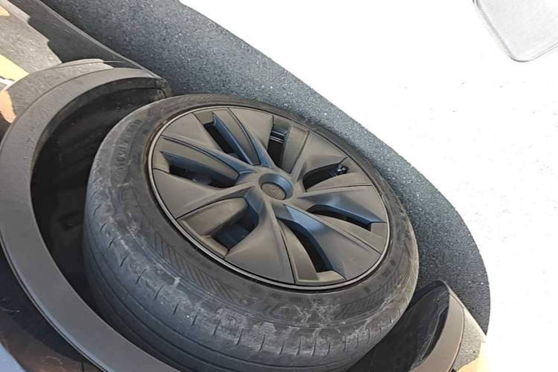 Used Tesla Model Y 2023 Rear-Wheel-Drive Version Exterior 4