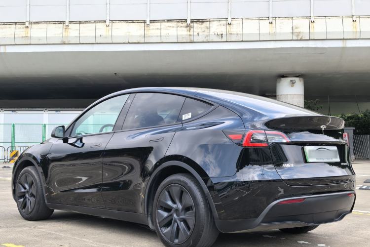 Used Tesla Model Y 2023 Rear-Wheel-Drive Version Exterior 4